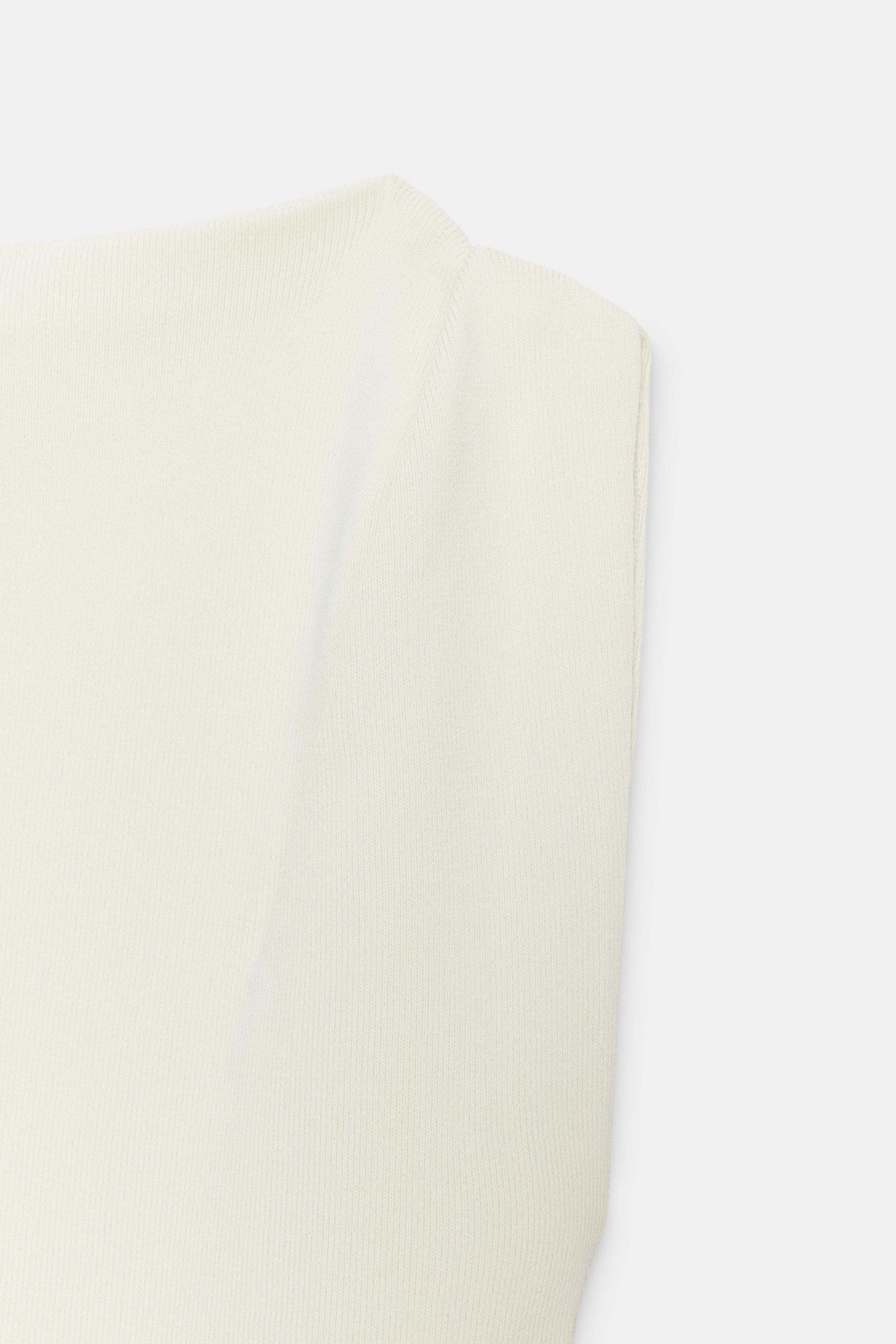 TOP ASYMÉTRIQUE EN MAILLE